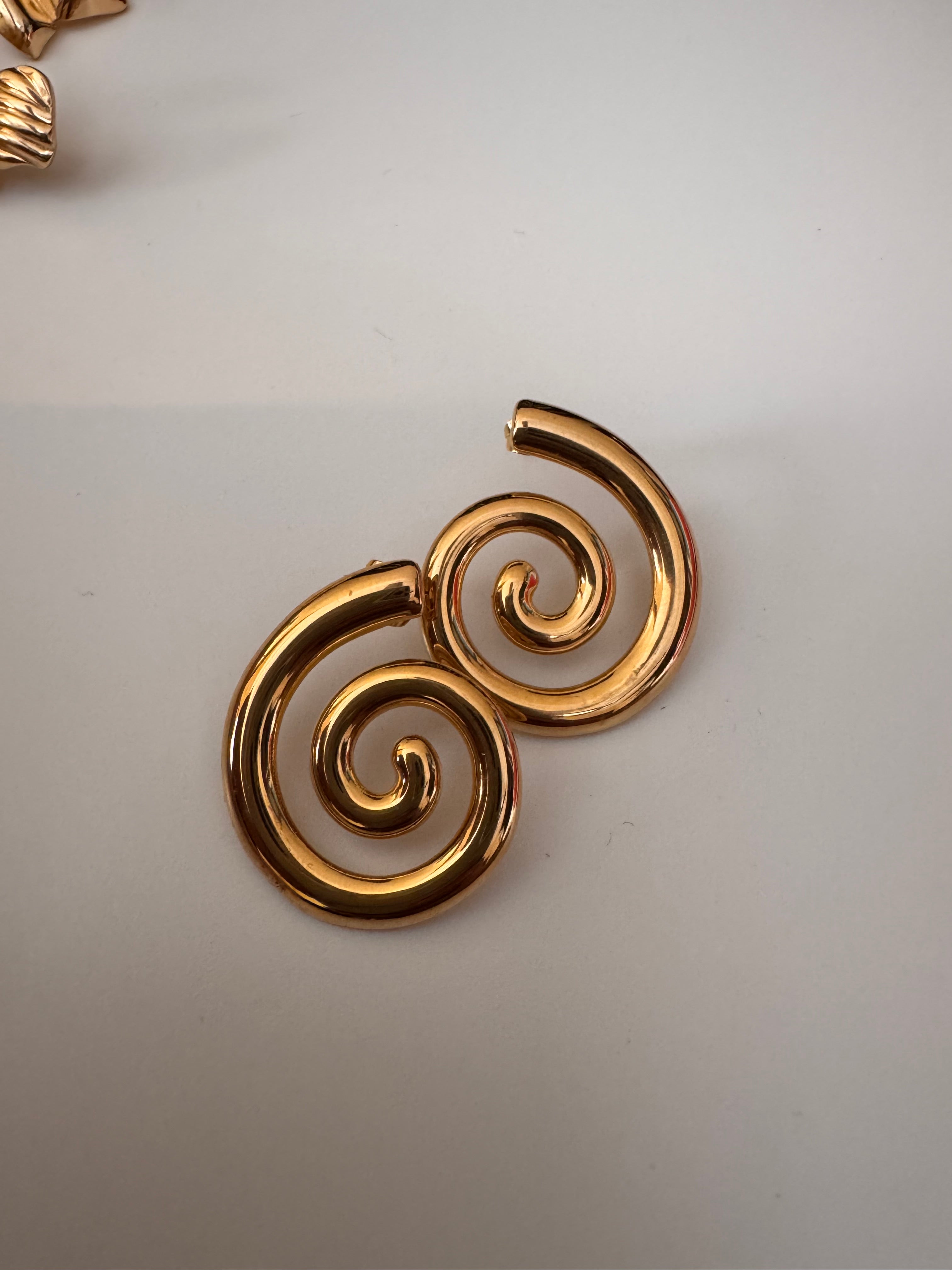 Spiral Studd Earings