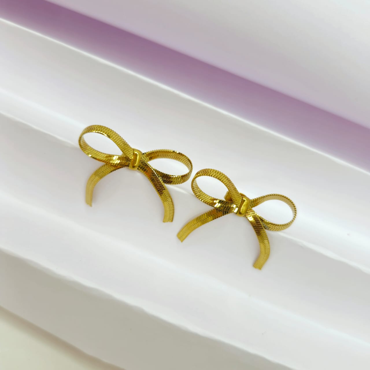 Bow Earings ( Snake Chain )